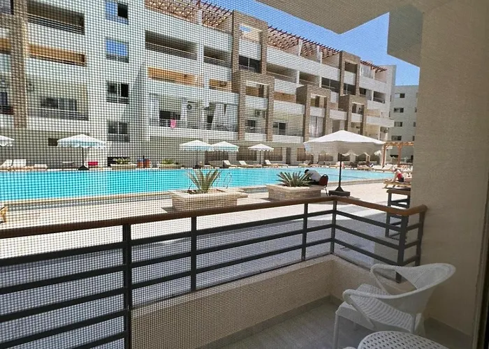 شقة El Hambra Compound